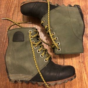 Sorel waterproof wedges